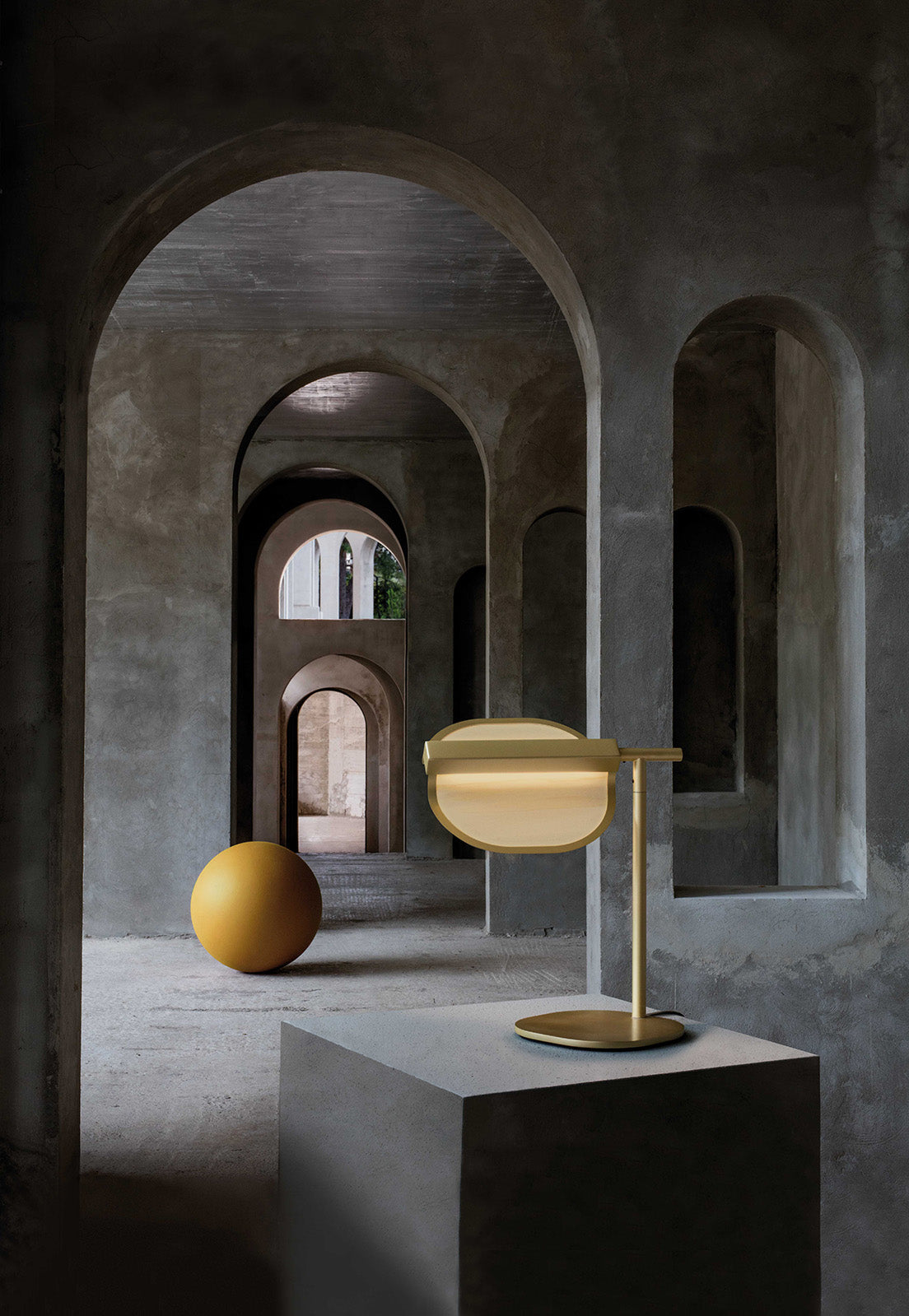 LZF Omma - table