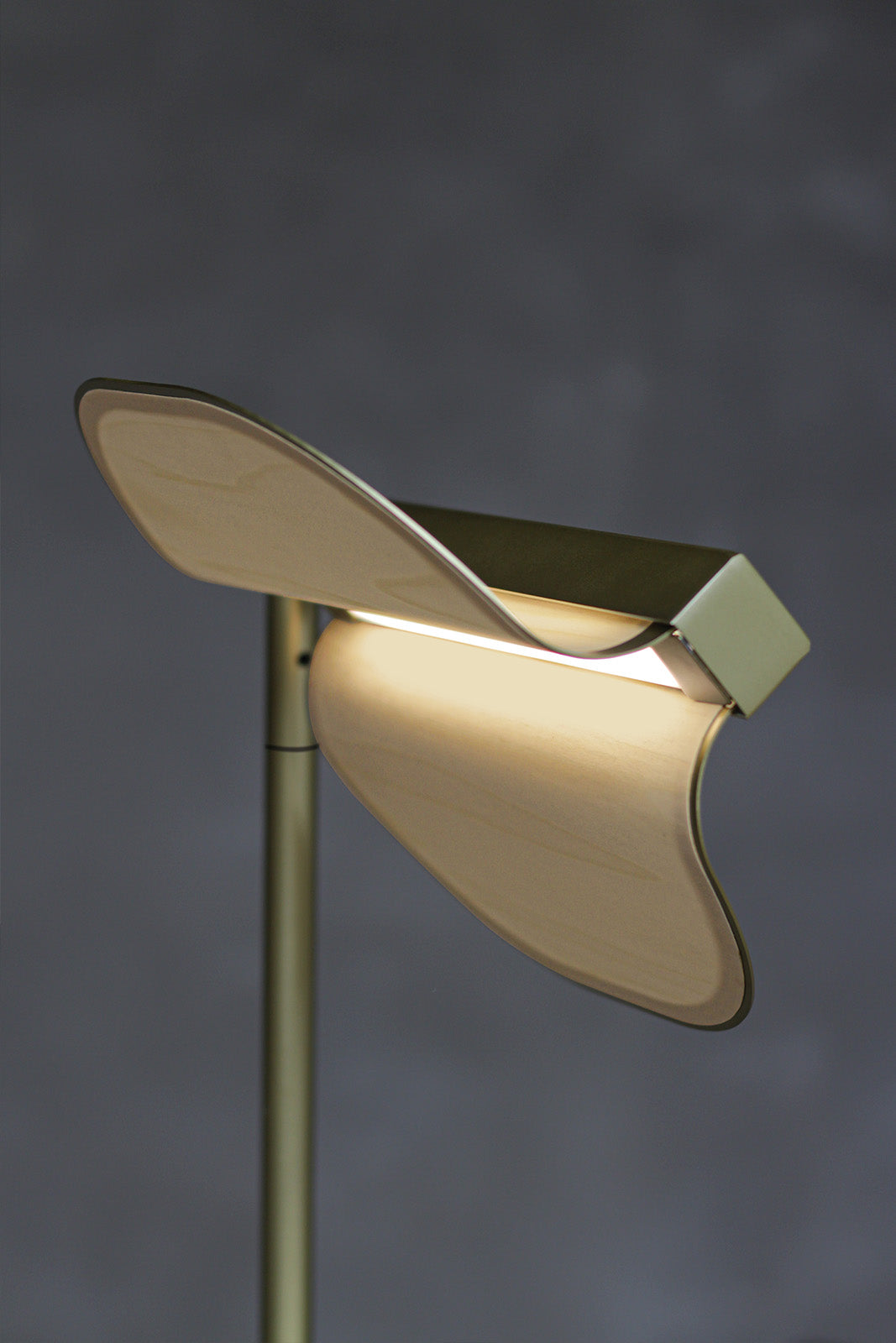 LZF Omma - table